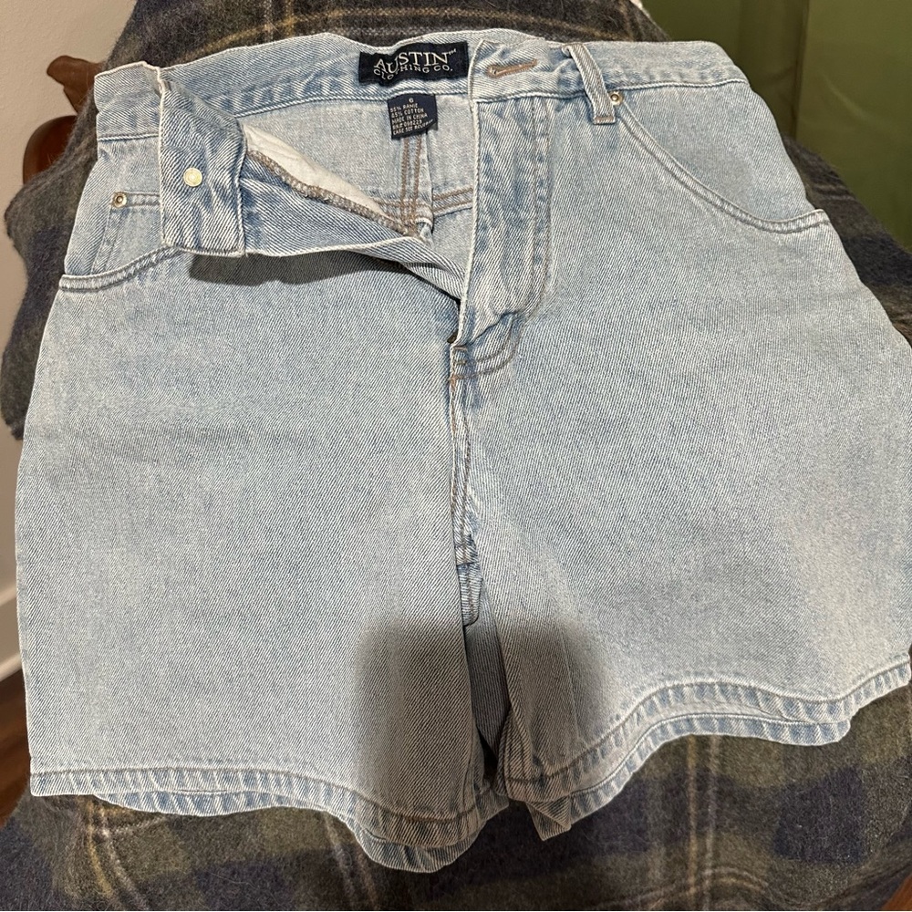 Women's Light Blue Denim Shorts